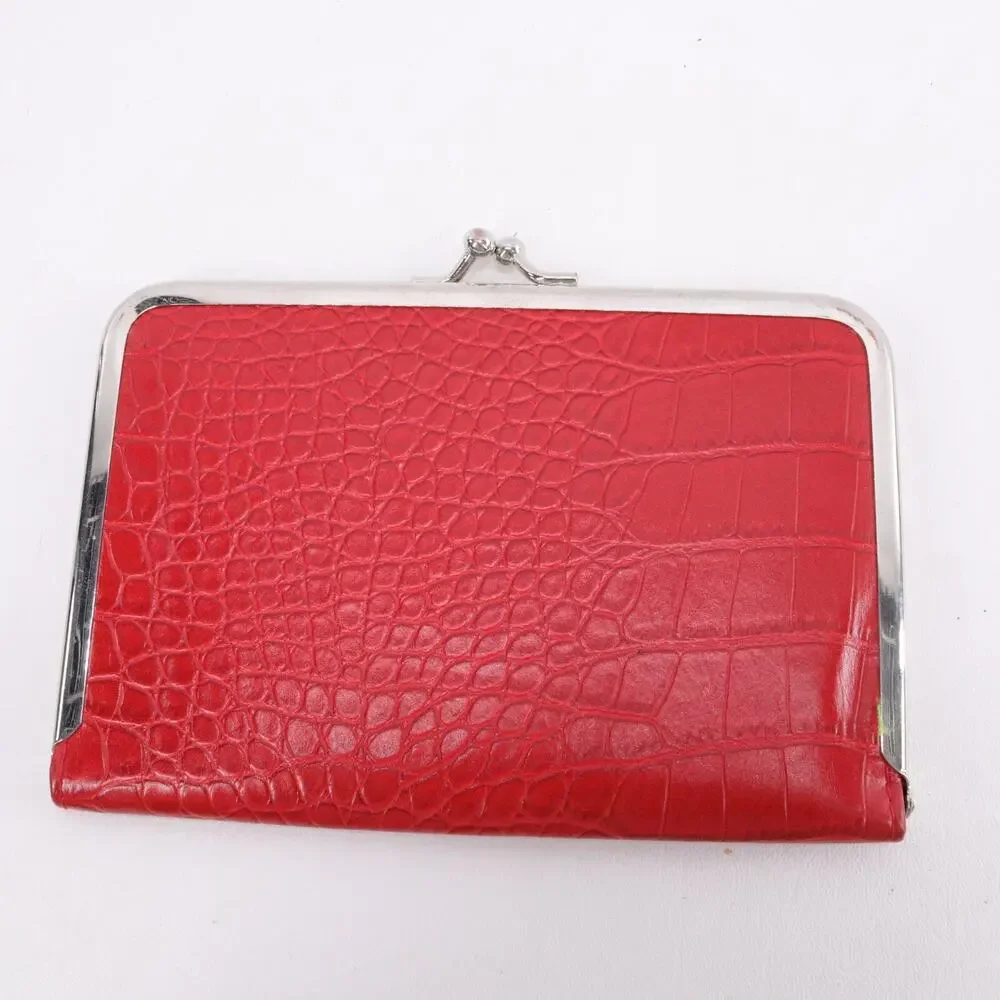 Photo Wallet Red Faux Croc Leather Kiss Lock 10 Plus Picture Slots Folio